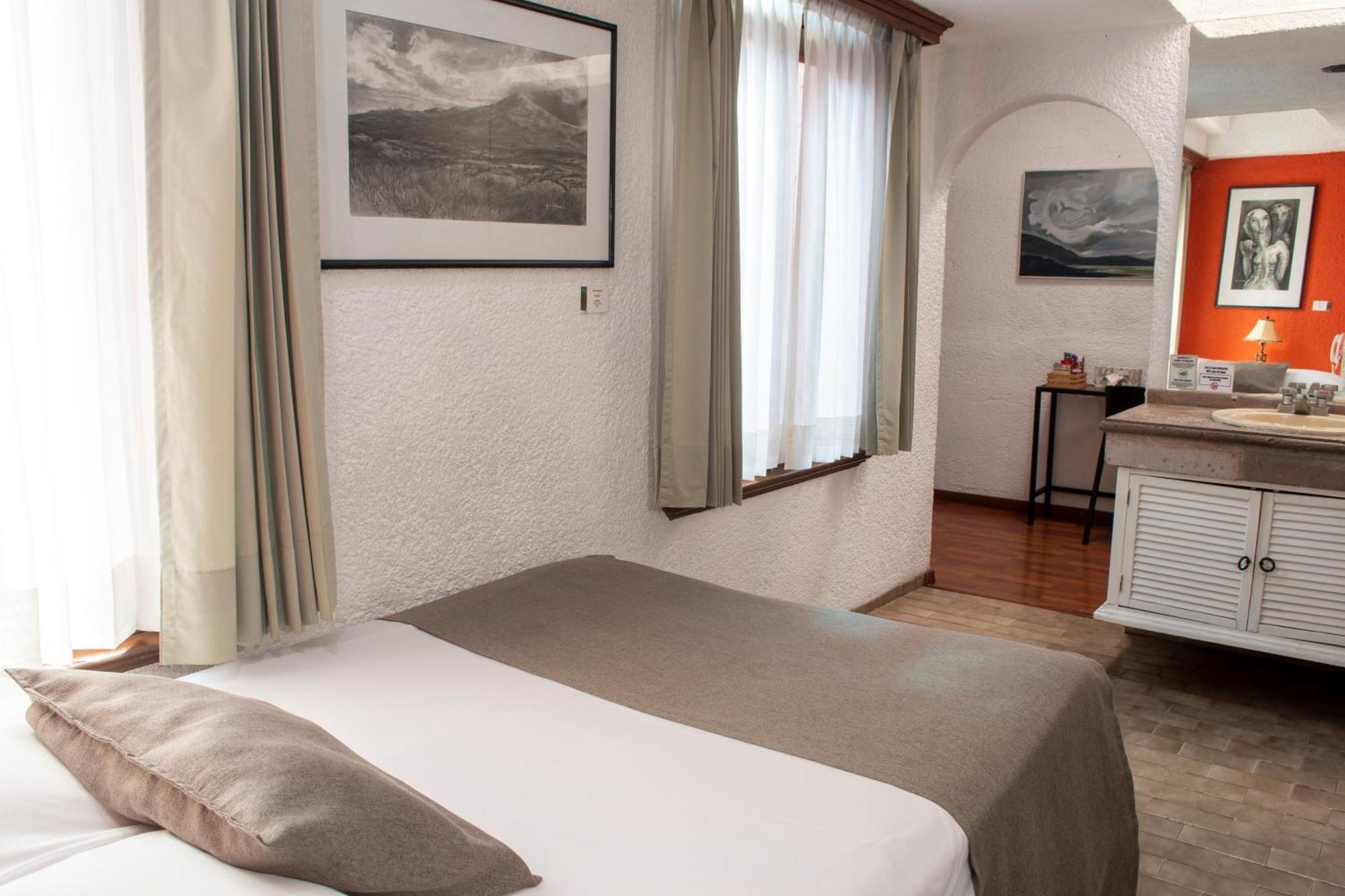 Portico Hotel & Galeria Morelia Zimmer foto