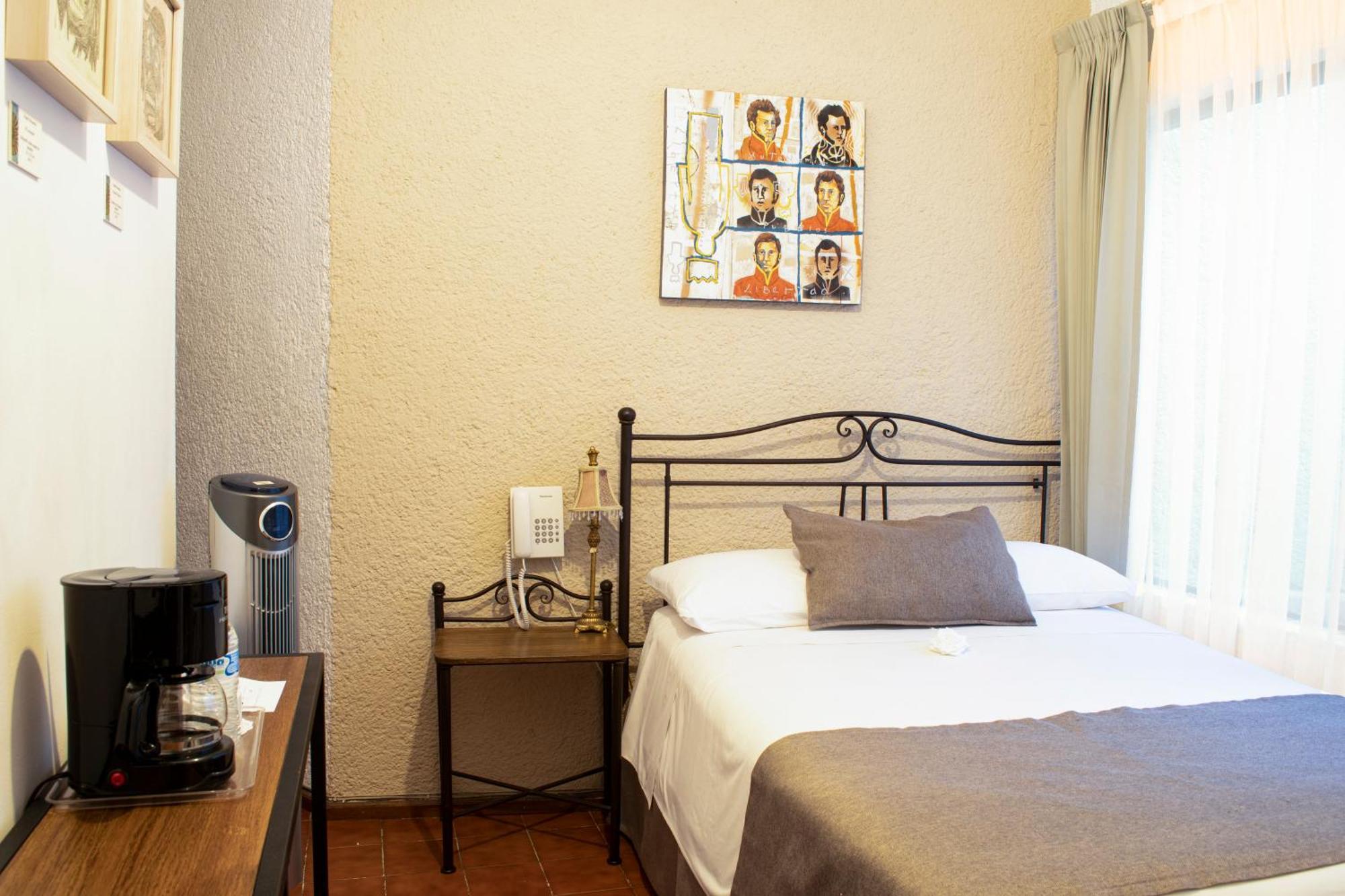 Portico Hotel & Galeria Morelia Zimmer foto